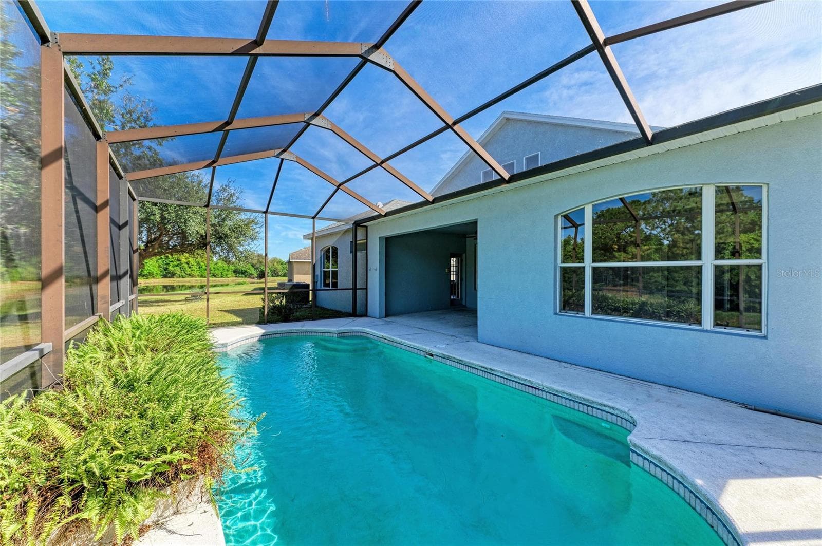 Single Family Residence at 7114 CROMWELL PARK LN, APOLLO BEACH, photo 49 of 56