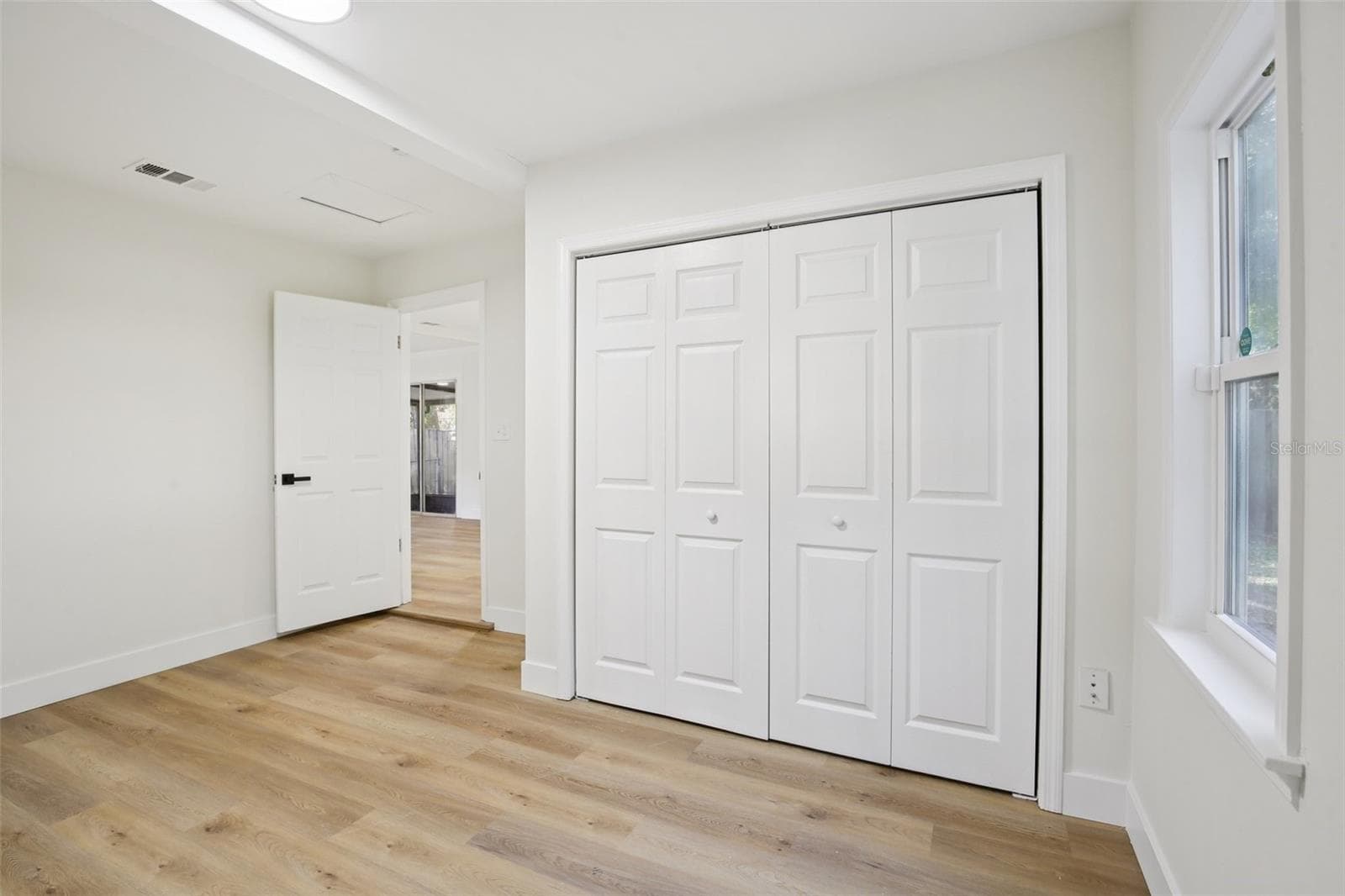 Single Family Residence at 5808 N 17TH ST, TAMPA, photo 12 of 29