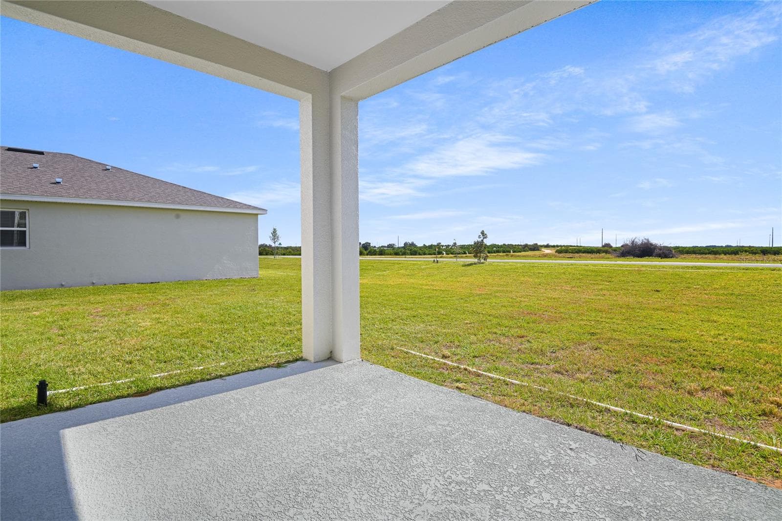 Single Family Residence at 1022 WISTERIA WAY, DUNDEE, photo 18 of 20
