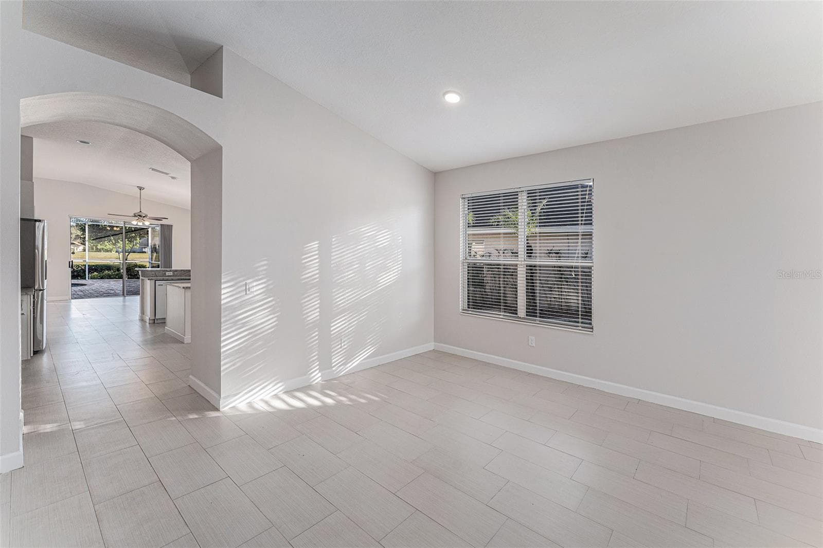 Single Family Residence at 3316 STONEBRIDGE TRL, VALRICO, photo 3 of 29