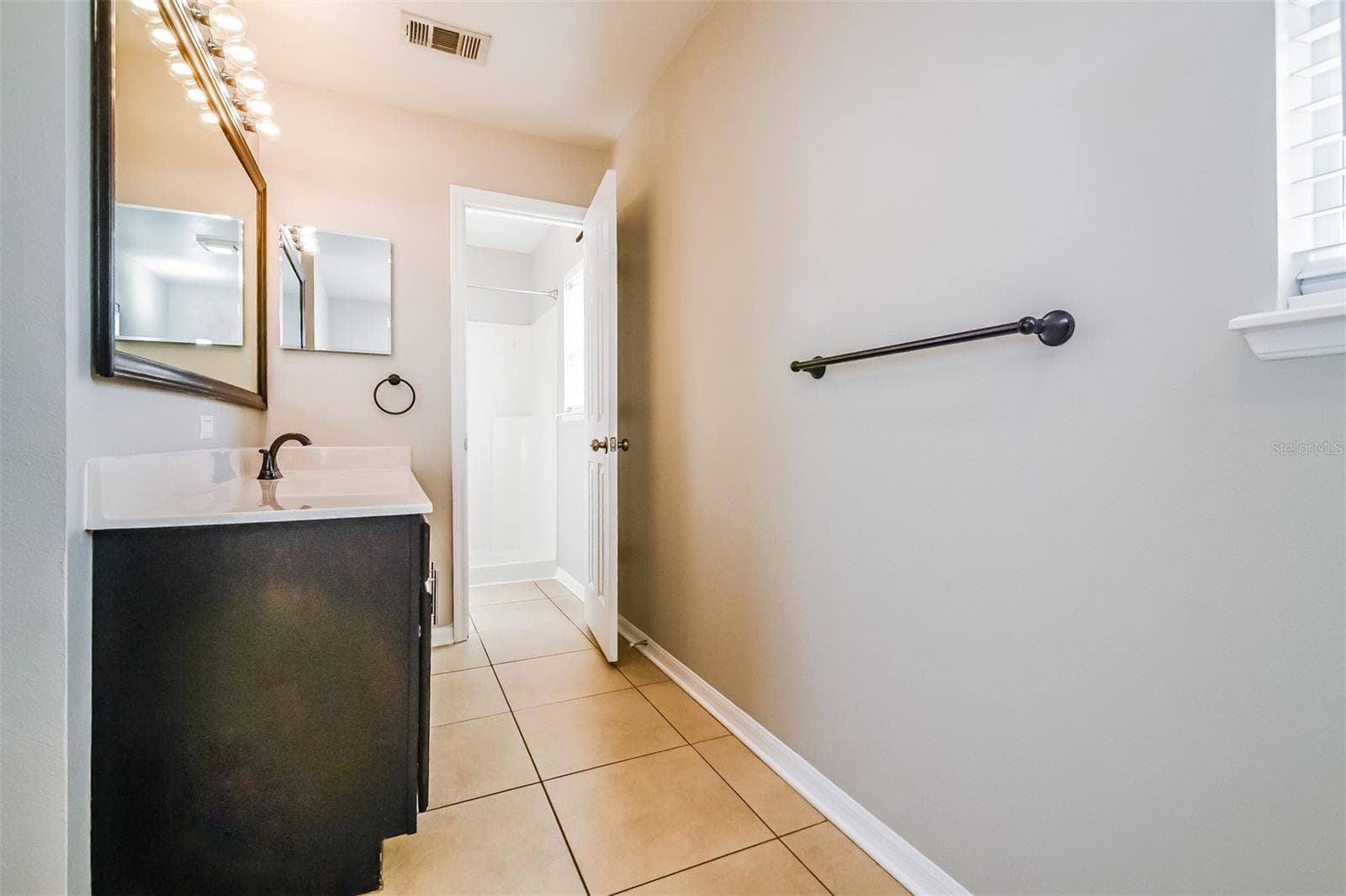 Single Family Residence at 10405 FLY FISHING ST, RIVERVIEW, photo 9 of 15