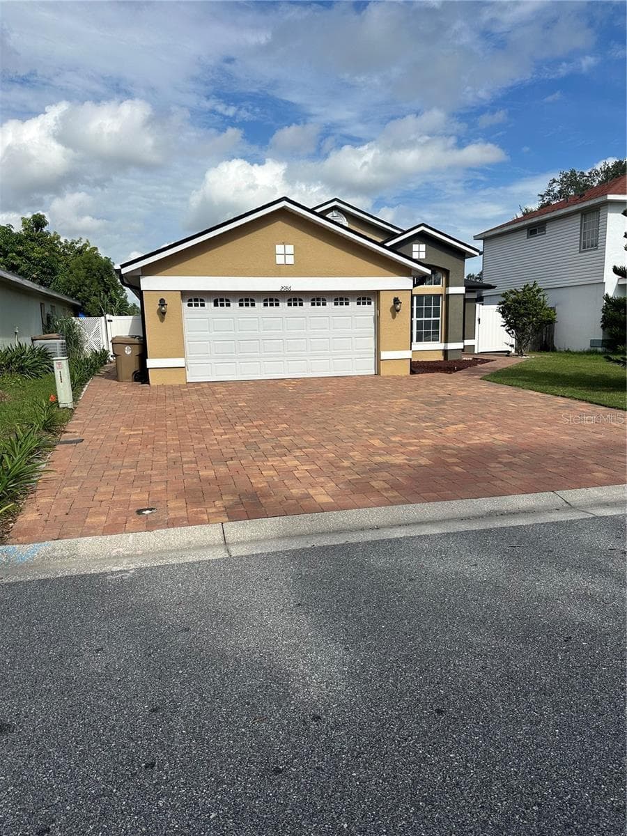 2986 STILLWATER DR