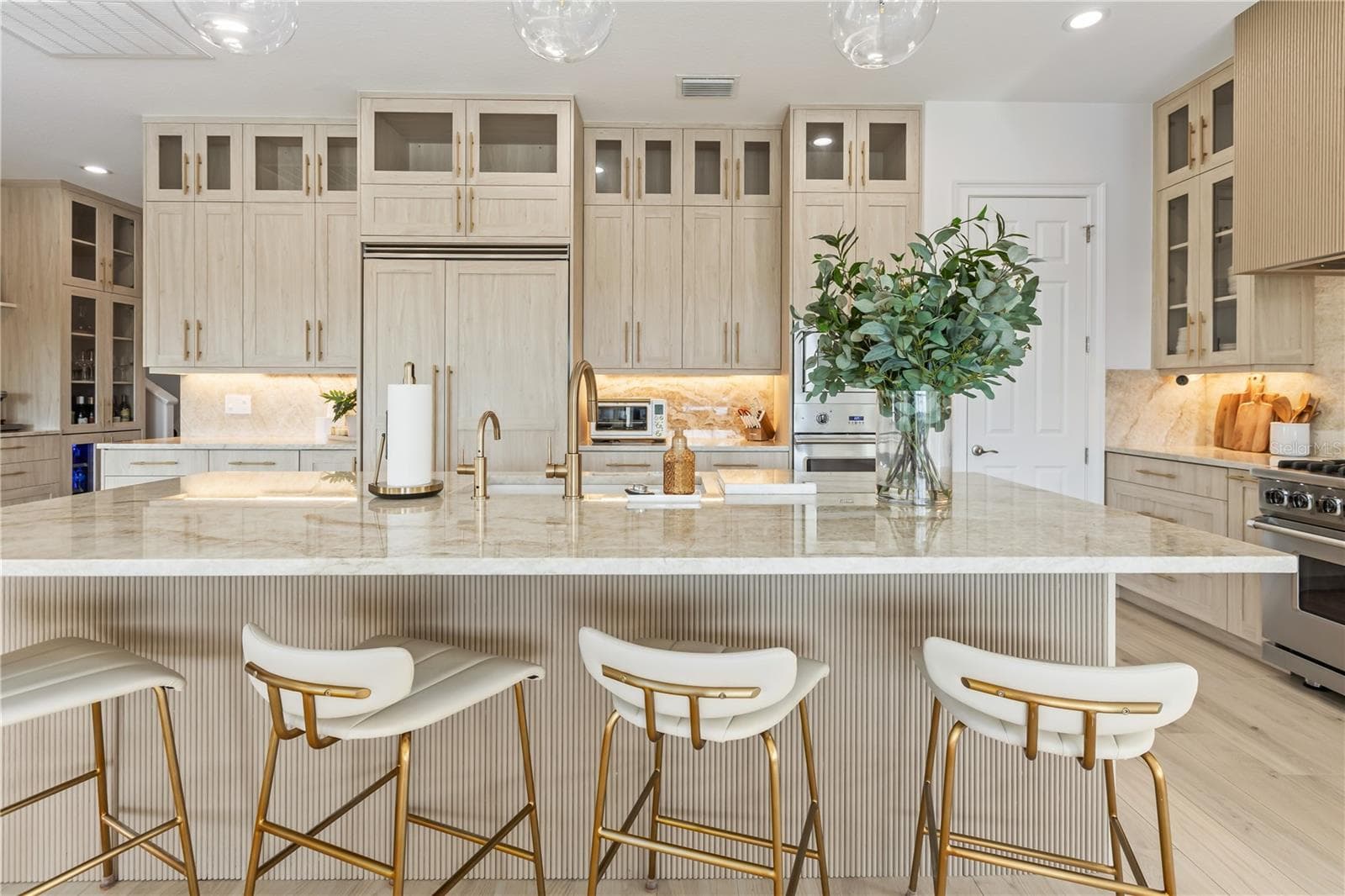Single Family Residence at 8008 MIDNIGHT PASS RD, SARASOTA, photo 12 of 61