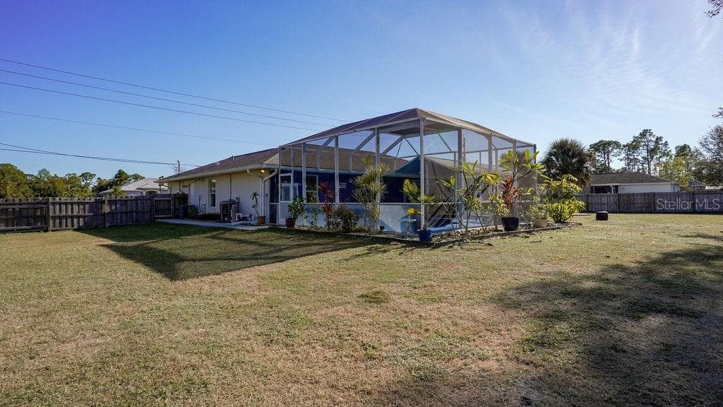 Single Family Residence at 3357 N CHAMBERLAIN BLVD, NORTH PORT, photo 6 of 43