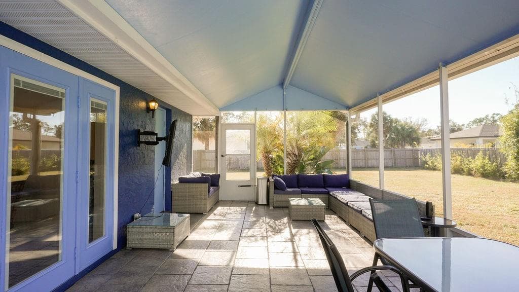 Single Family Residence at 3357 N CHAMBERLAIN BLVD, NORTH PORT, photo 9 of 43