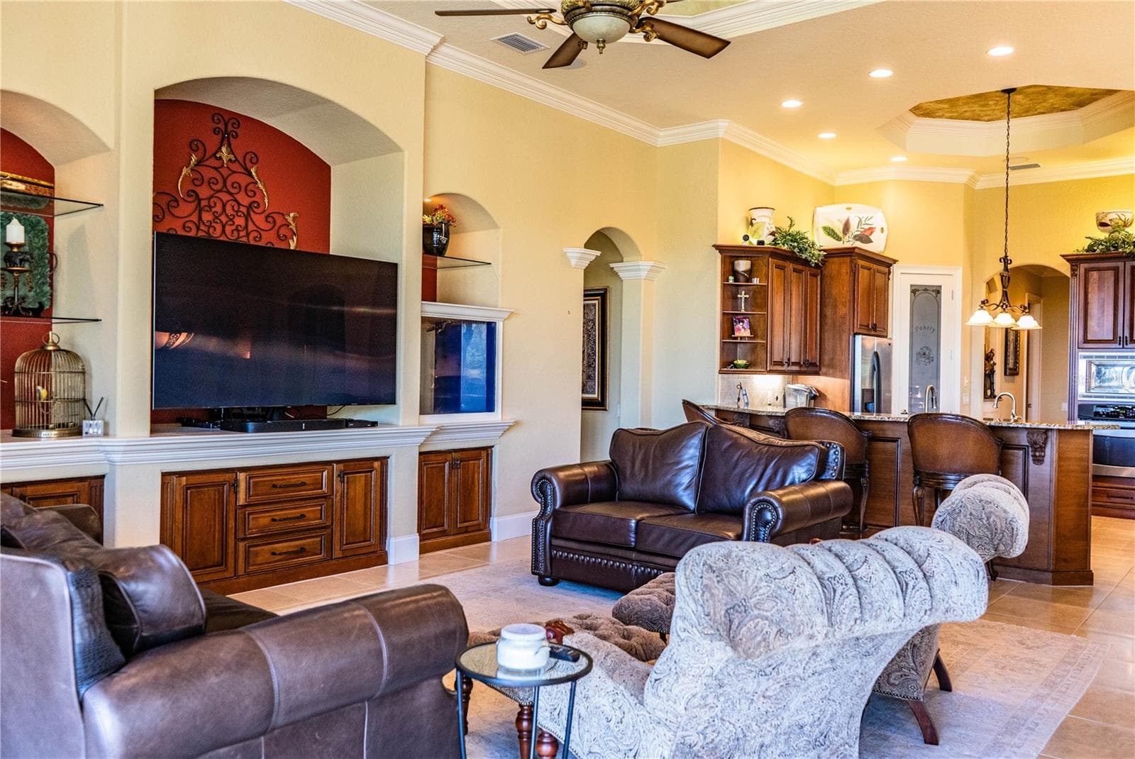 Single Family Residence at 2918 CLUBHOUSE RD, LAKELAND, photo 21 of 53