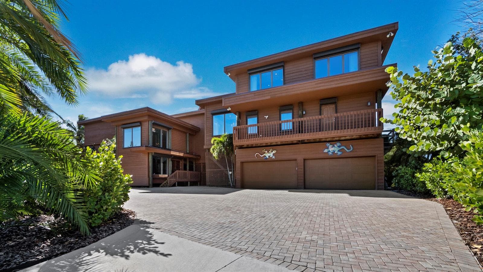 Single Family Residence at 6685 GULF OF MEXICO DR, LONGBOAT KEY, photo 3 of 84