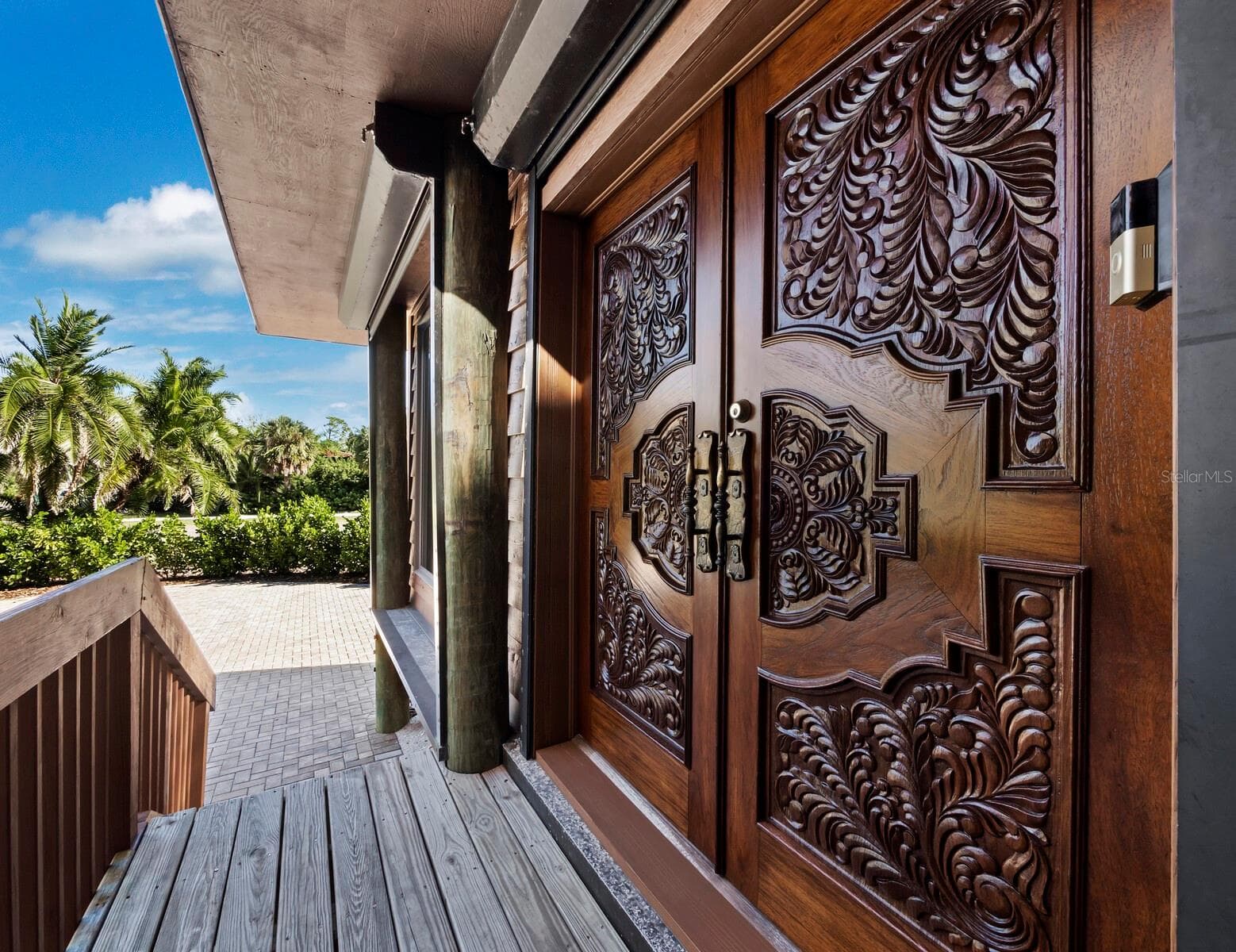 Single Family Residence at 6685 GULF OF MEXICO DR, LONGBOAT KEY, photo 6 of 84