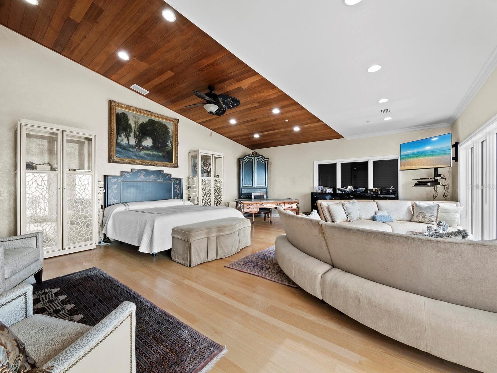 Single Family Residence at 6685 GULF OF MEXICO DR, LONGBOAT KEY, photo 28 of 84