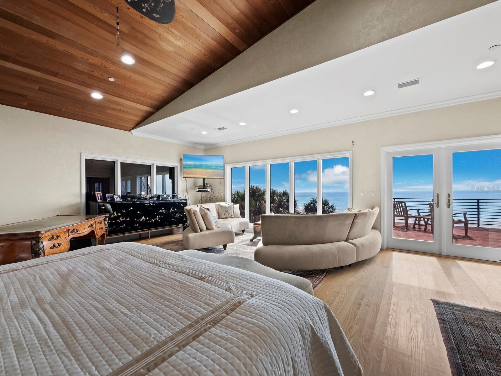 Single Family Residence at 6685 GULF OF MEXICO DR, LONGBOAT KEY, photo 29 of 84