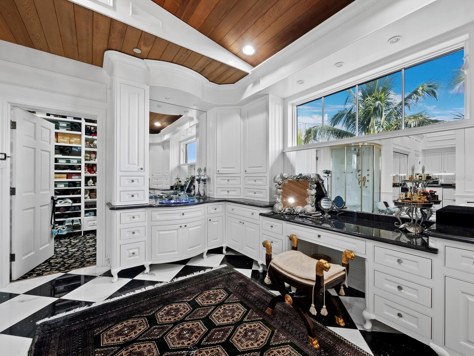 Single Family Residence at 6685 GULF OF MEXICO DR, LONGBOAT KEY, photo 35 of 84