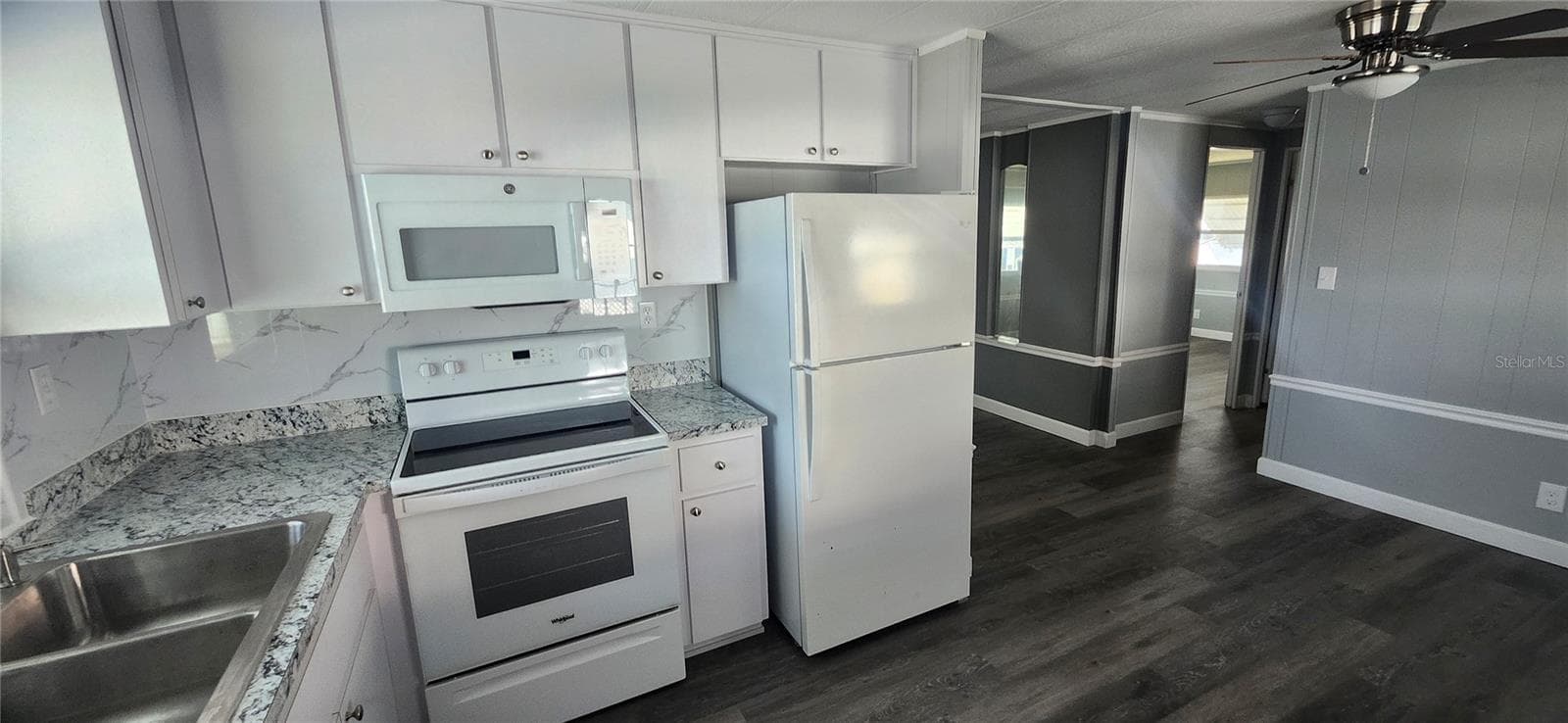 Manufactured Home at 10803 FREEDOM DR, PORT RICHEY, photo 28 of 41