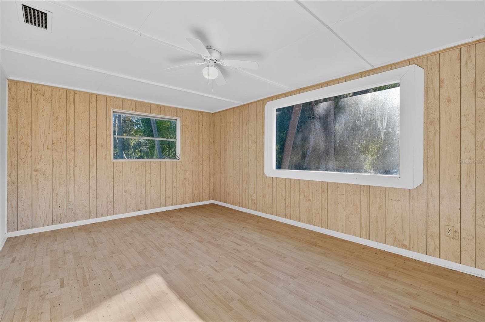 Single Family Residence at 6345 LOST TRL, HOLIDAY, photo 41 of 83