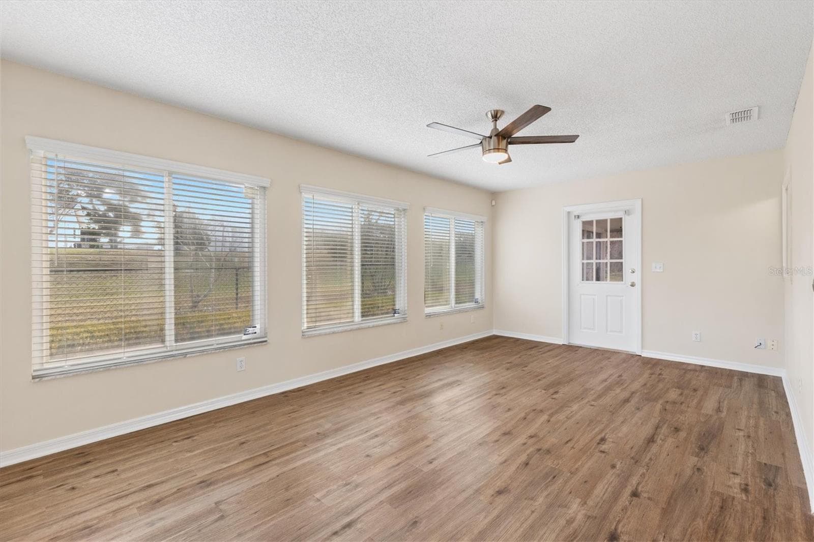 Single Family Residence at 10767 SE 174TH LOOP, SUMMERFIELD, photo 17 of 45