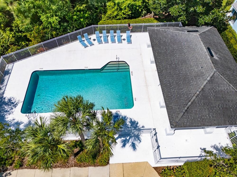 Single Family Residence at 150 W WATERSIDE PKWY, PALM COAST, photo 32 of 40
