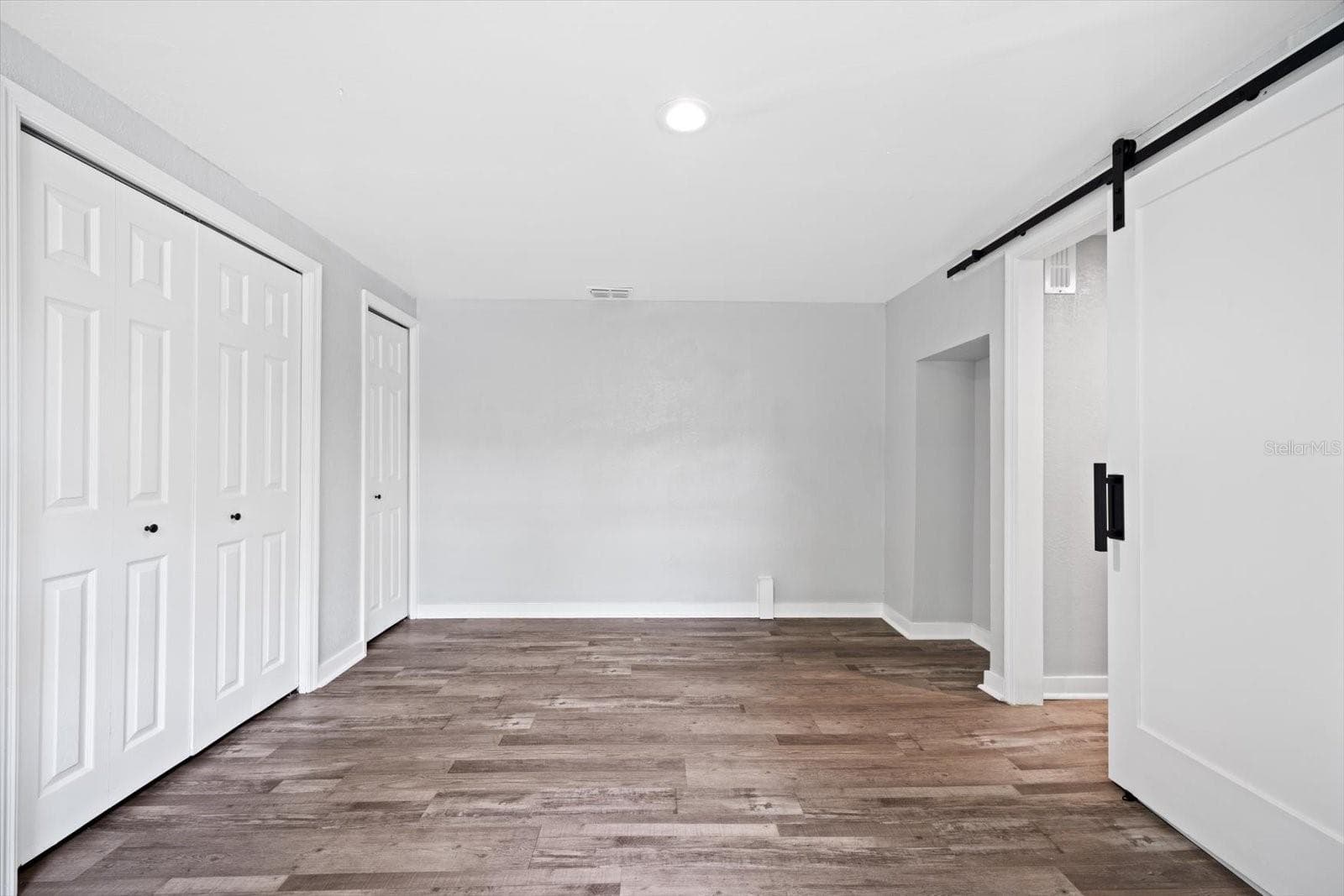 Single Family Residence at 305 E BOUGAINVILLEA AVE, TAMPA, photo 15 of 22