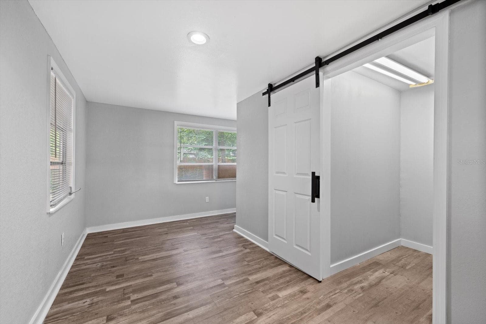 Single Family Residence at 305 E BOUGAINVILLEA AVE, TAMPA, photo 20 of 22
