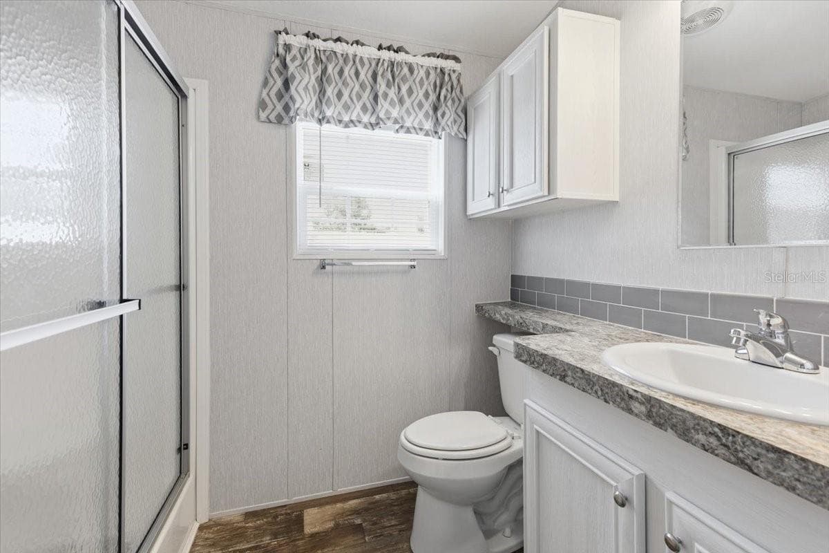 Manufactured Home at 1800 ENGLEWOOD RD #166, ENGLEWOOD, photo 18 of 34