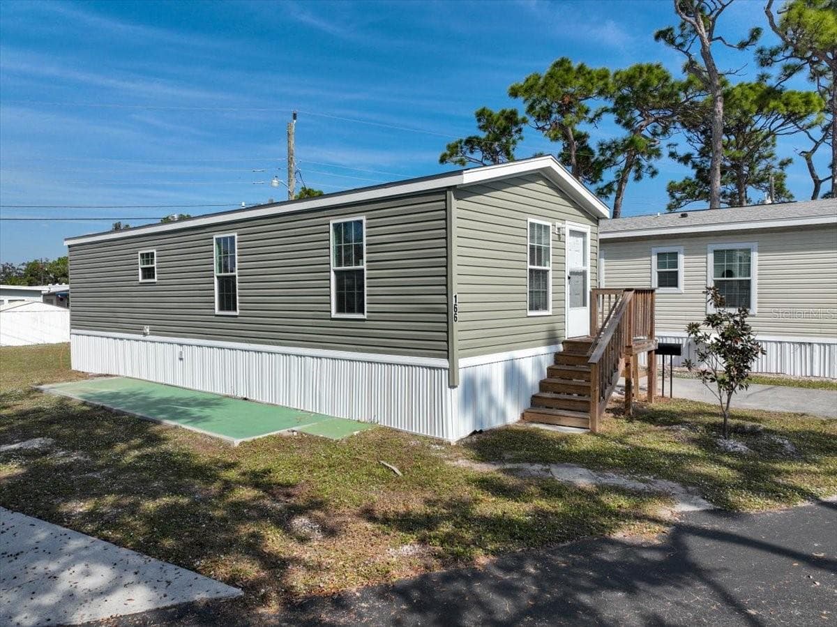Manufactured Home at 1800 ENGLEWOOD RD #166, ENGLEWOOD, photo 29 of 34