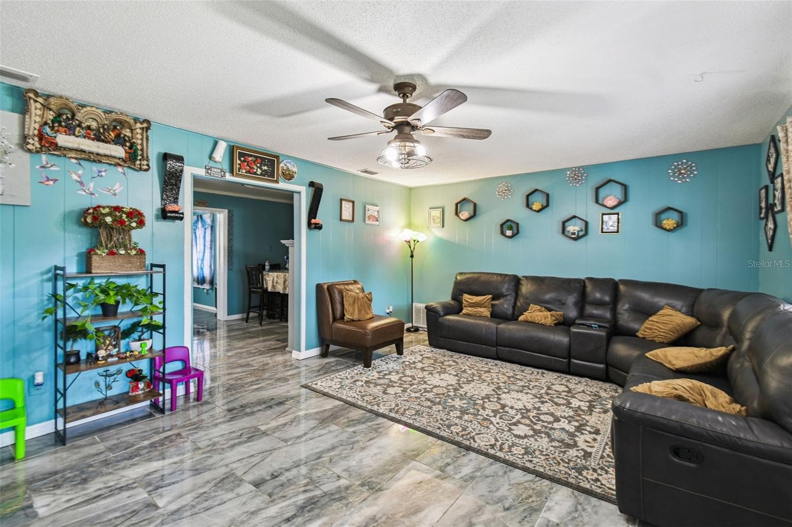 Single Family Residence at 25309 CARNOUSTIE DR, SORRENTO, photo 14 of 49