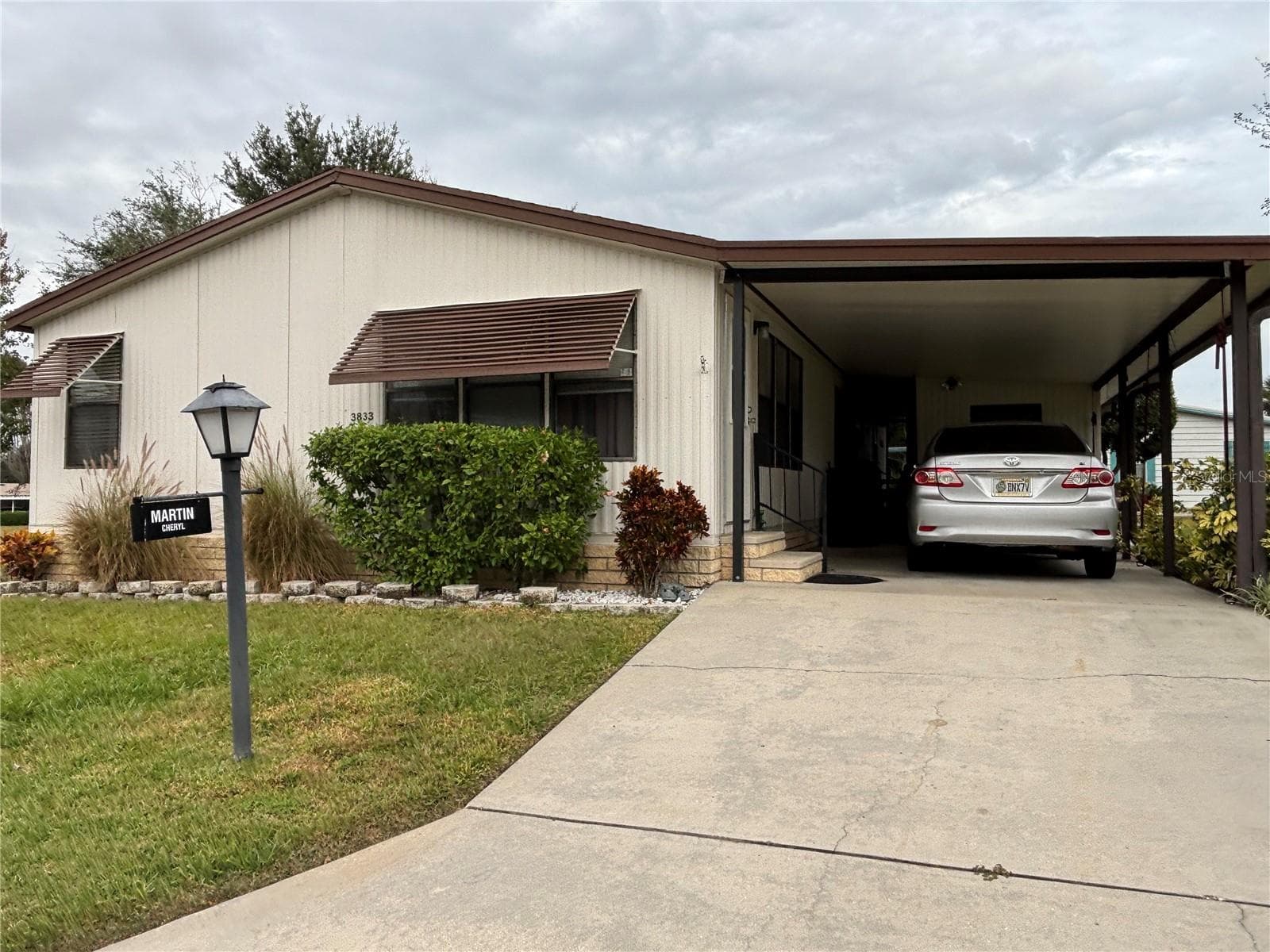 3833 OLAX CT