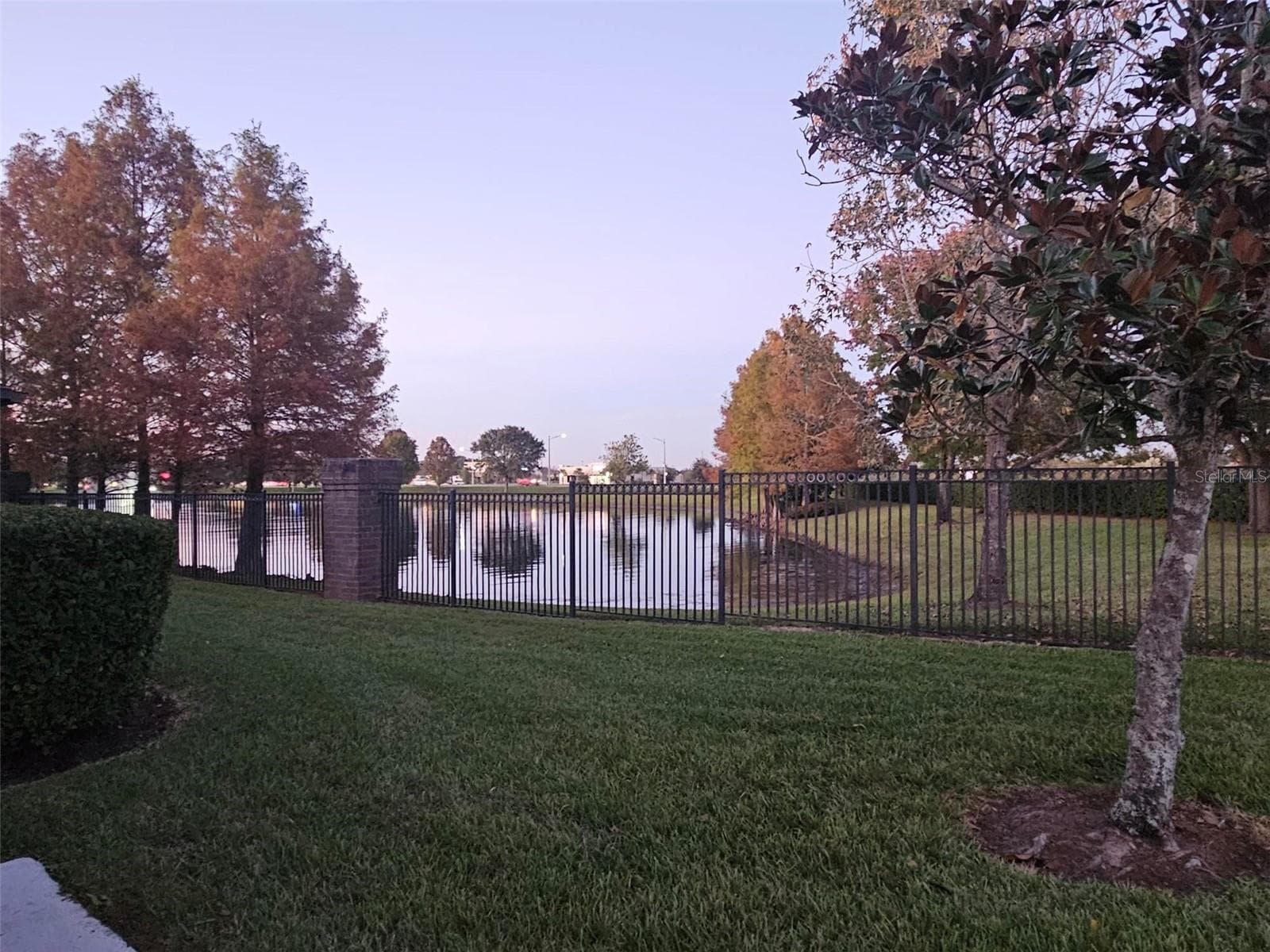 Pond in back - 1215 SHALLCROSS AVE, ORLANDO