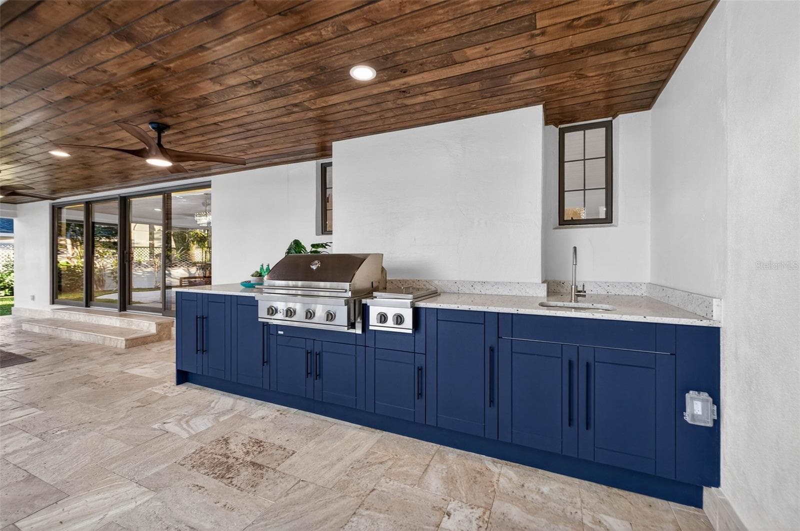 Outdoor Kitchen - 1222 BRIGHTWATERS BLVD NE, ST PETERSBURG