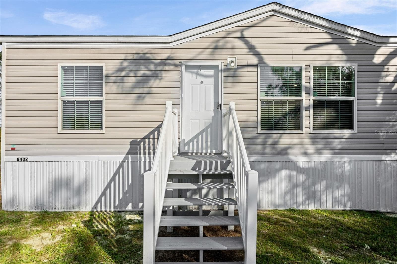 Manufactured Home at 8432 SWEDEN BLVD, PUNTA GORDA, photo 2 of 23