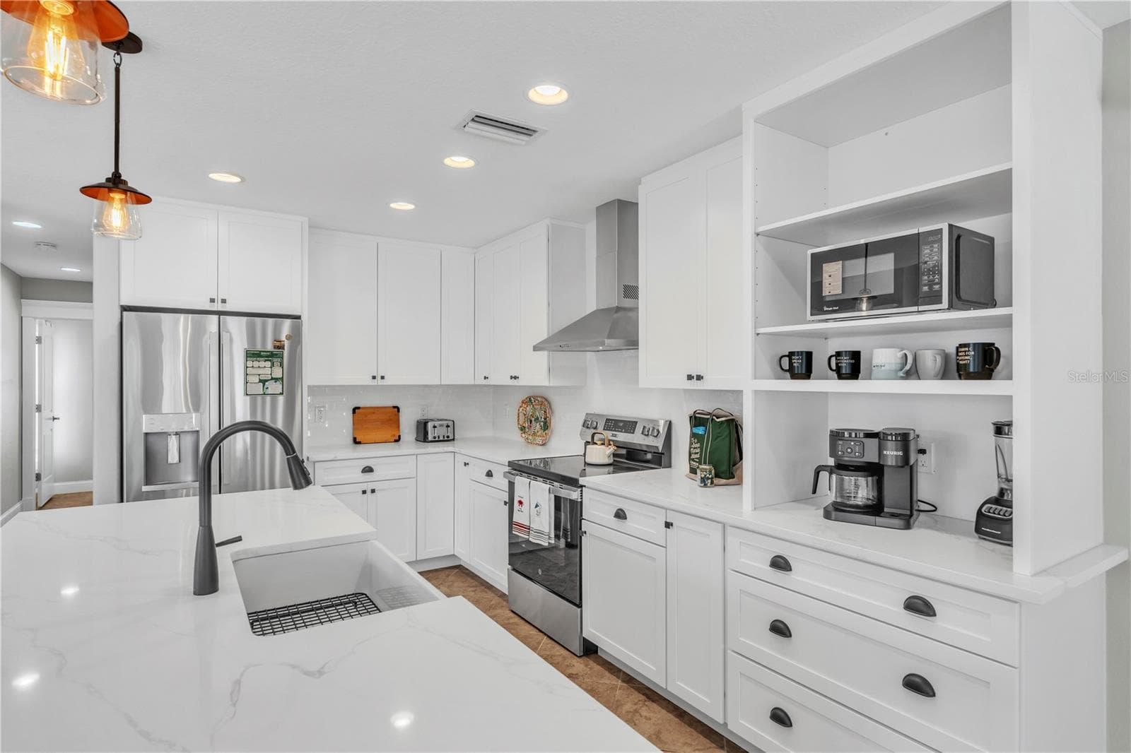 Single Family Residence at 302 67TH ST, HOLMES BEACH, photo 15 of 40