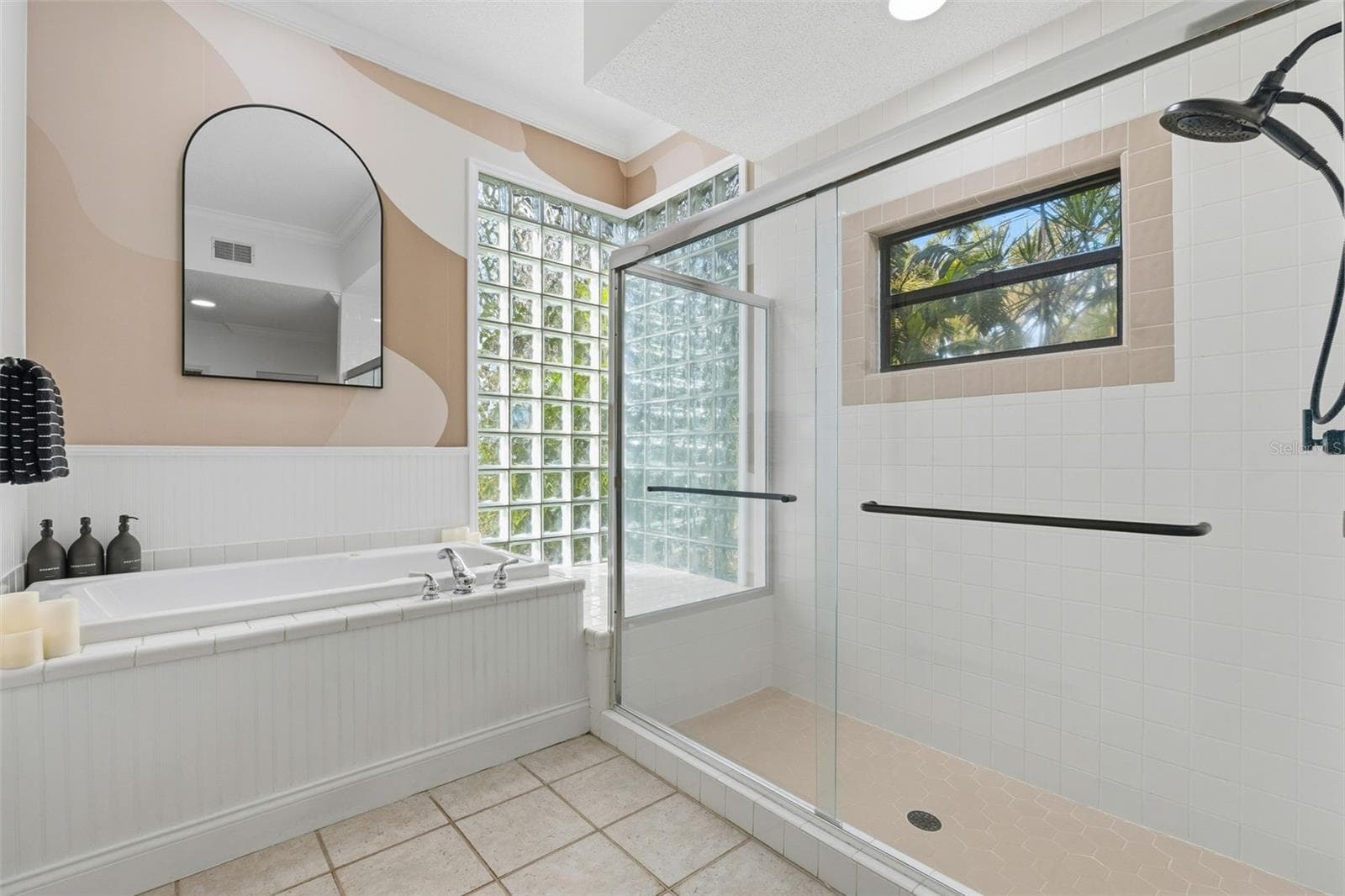 Single Family Residence at 6349 RAVENWOOD WAY, SARASOTA, photo 28 of 69