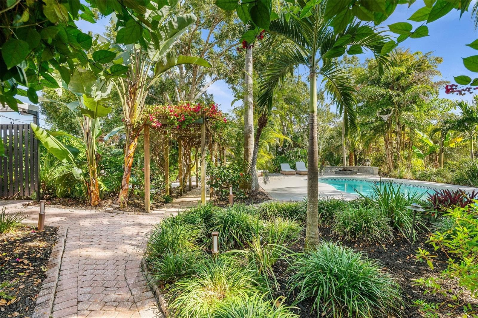 Single Family Residence at 6349 RAVENWOOD WAY, SARASOTA, photo 57 of 69