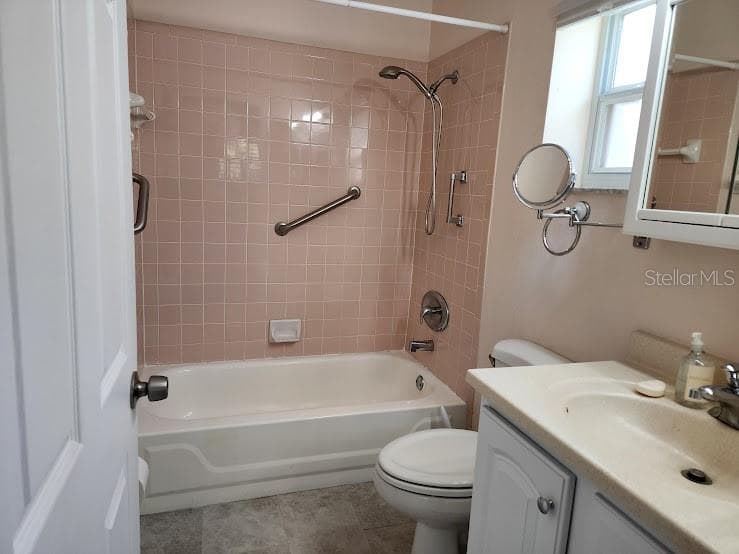 En Suite Primary Bathroom - 3441 BEEKMAN PL #40, SARASOTA