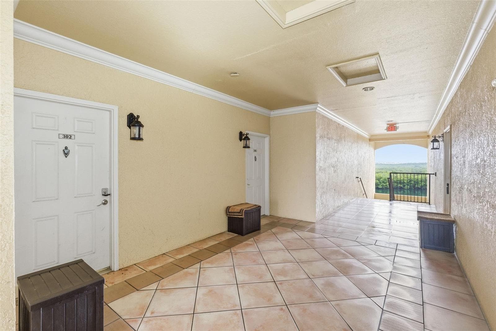 Condominium at 4345 BAYSIDE VILLAGE DR #302, TAMPA, photo 8 of 68