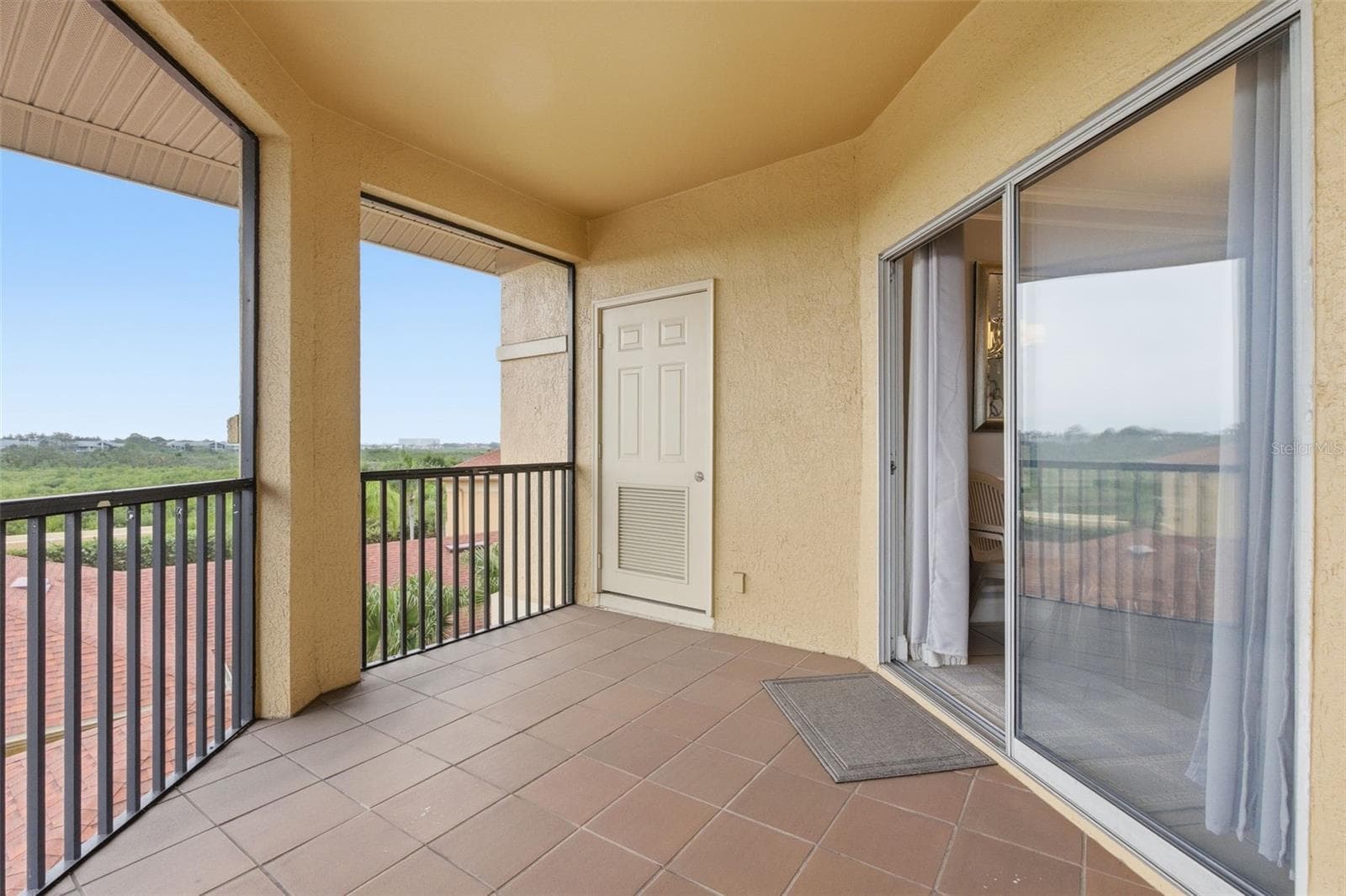 Condominium at 4345 BAYSIDE VILLAGE DR #302, TAMPA, photo 36 of 68