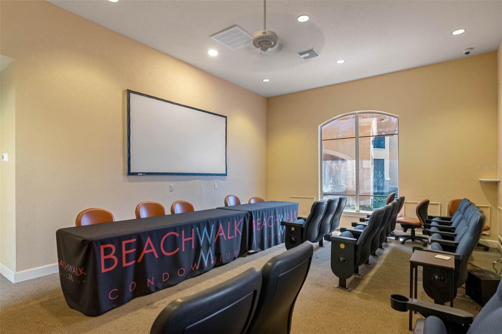Condominium at 4345 BAYSIDE VILLAGE DR #302, TAMPA, photo 53 of 68