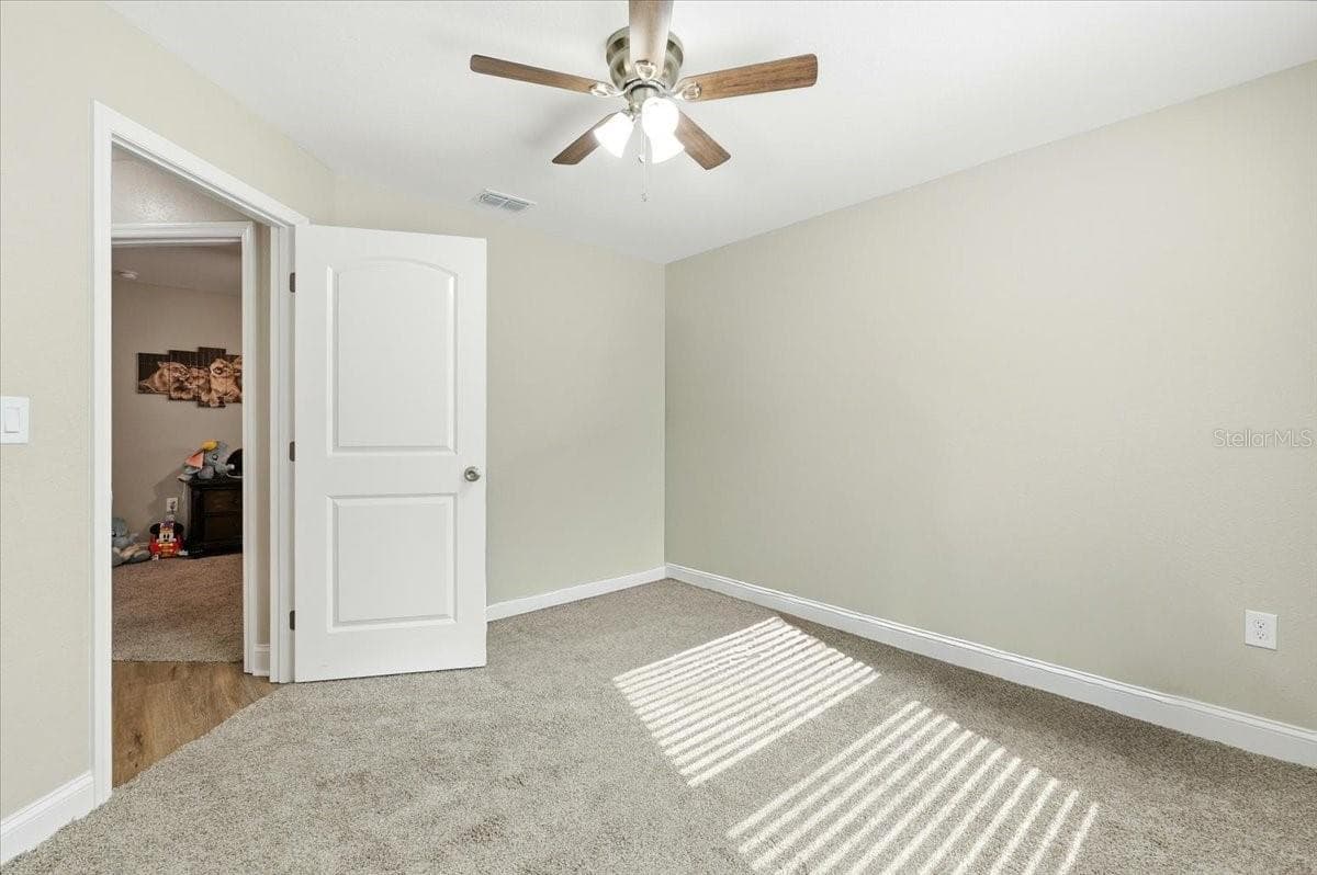 Single Family Residence at 31 MORGAN ST, AUBURNDALE, photo 32 of 55