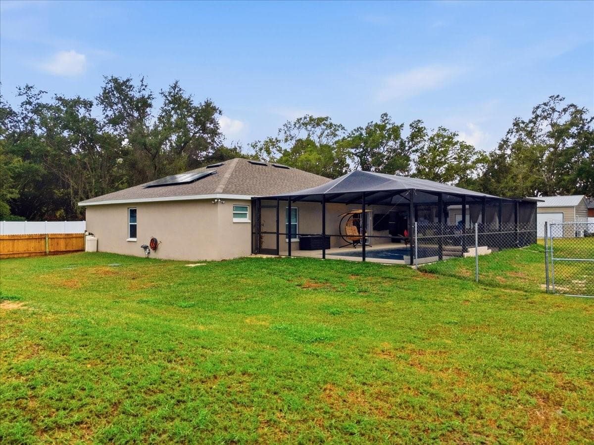 Single Family Residence at 31 MORGAN ST, AUBURNDALE, photo 48 of 55