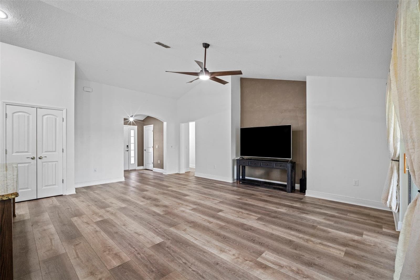 Single Family Residence at 510 CODY ALLEN CT, ST CLOUD, photo 10 of 52