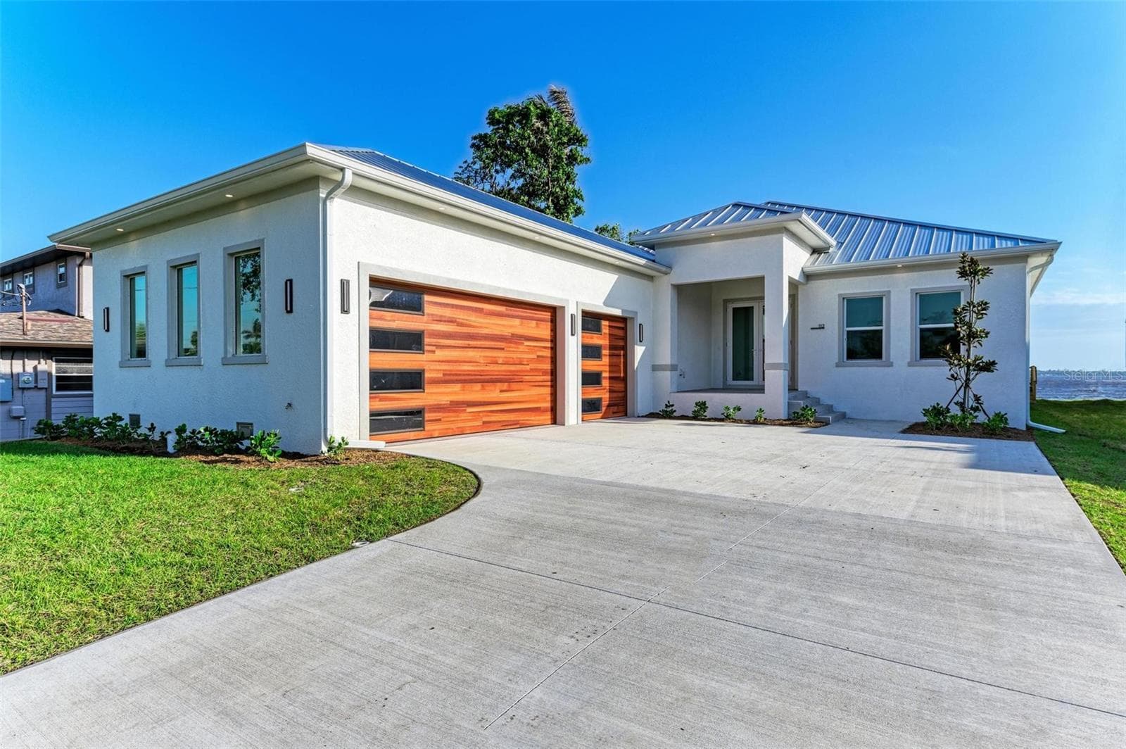 Single Family Residence at 112 NORTHSHORE TER, PORT CHARLOTTE, photo 2 of 64
