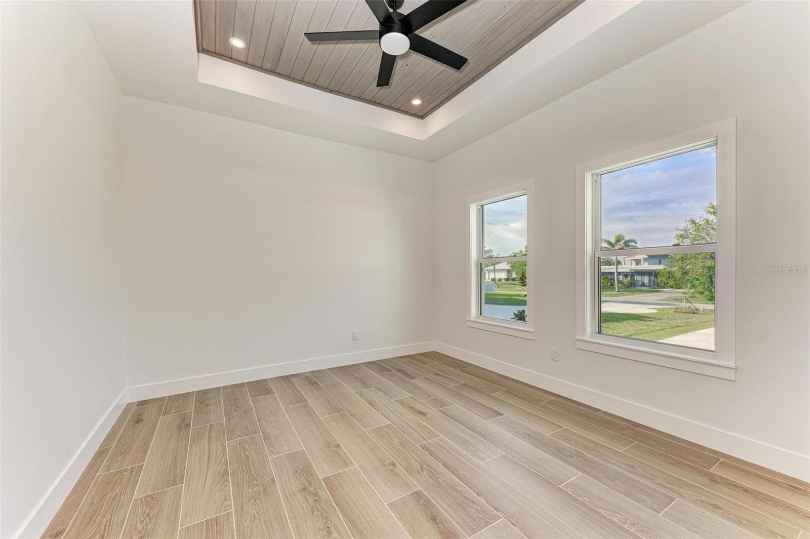 Single Family Residence at 112 NORTHSHORE TER, PORT CHARLOTTE, photo 41 of 64