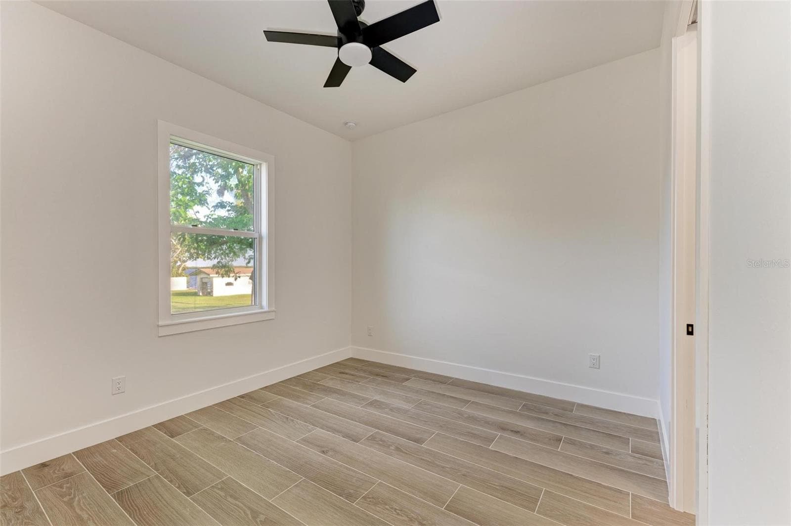 Single Family Residence at 112 NORTHSHORE TER, PORT CHARLOTTE, photo 47 of 64