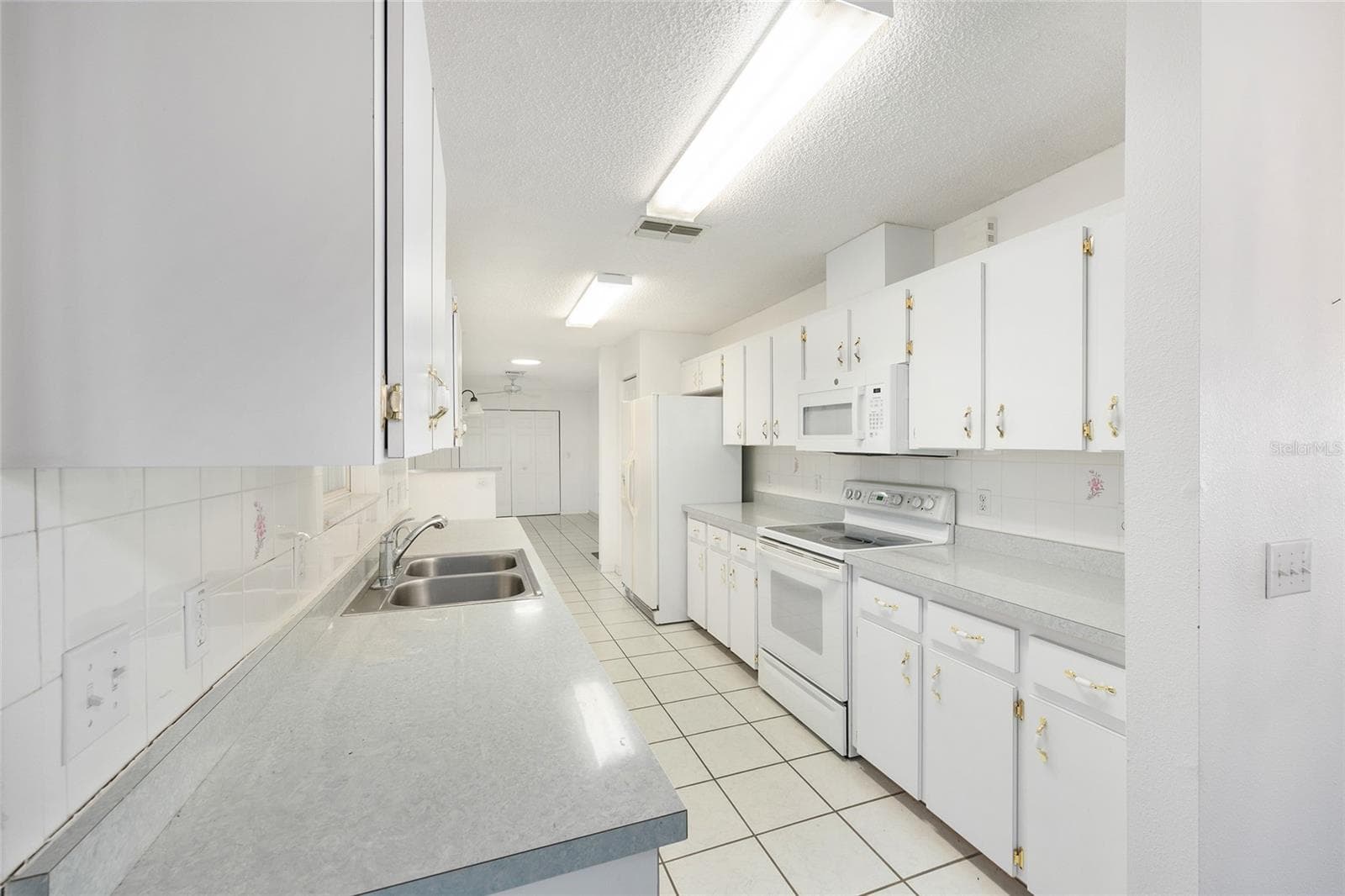 Single Family Residence at 6511 SW 85TH ST, OCALA, photo 11 of 37