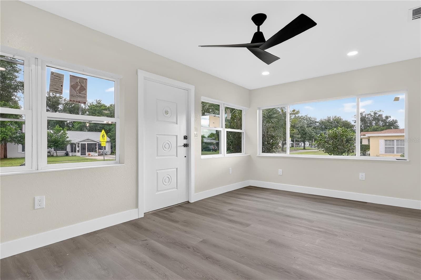 Single Family Residence at 2612 ROXBURY RD, WINTER PARK, photo 3 of 37