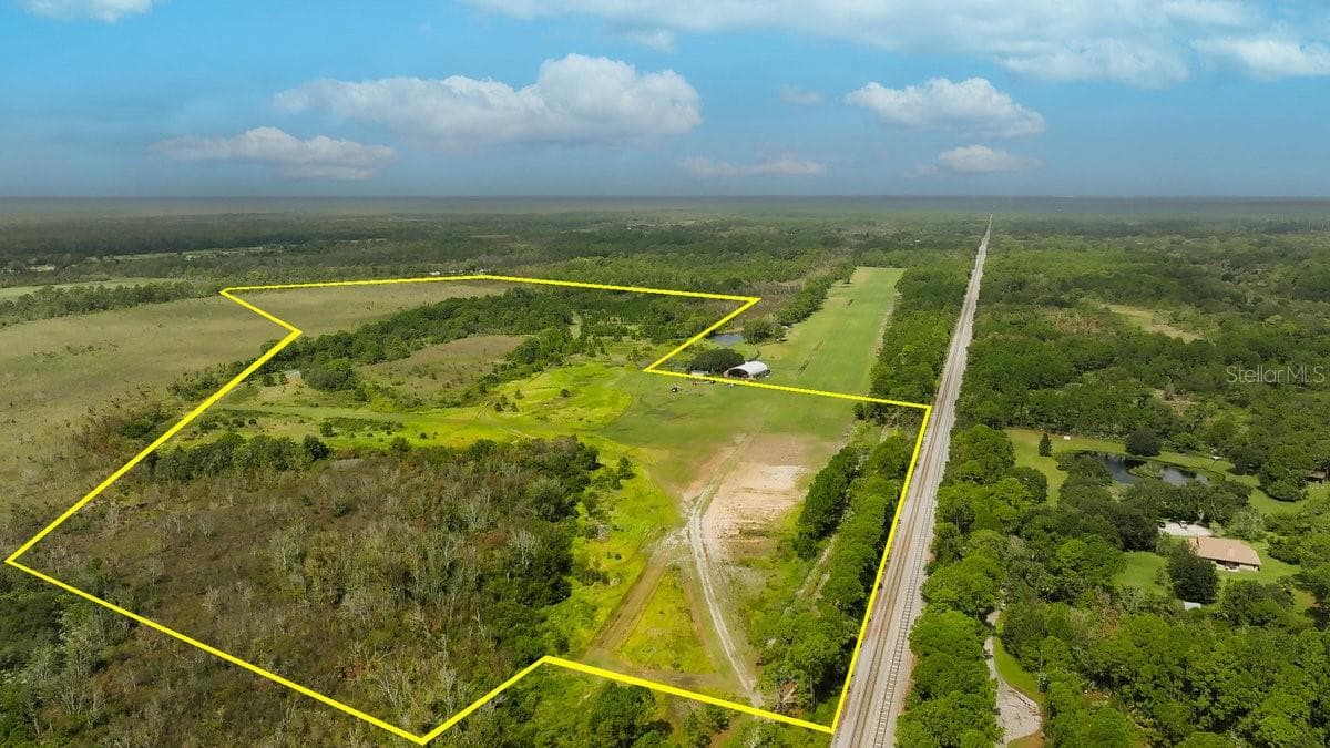 520 HIGHLANDER DR #Lot 4