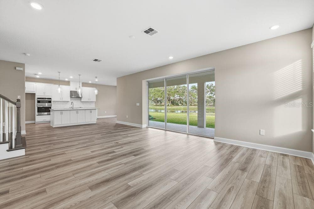 3328 Lumber Falls Drive - Ready Now! - 3328 LUMBER FALLS DR, PLANT CITY