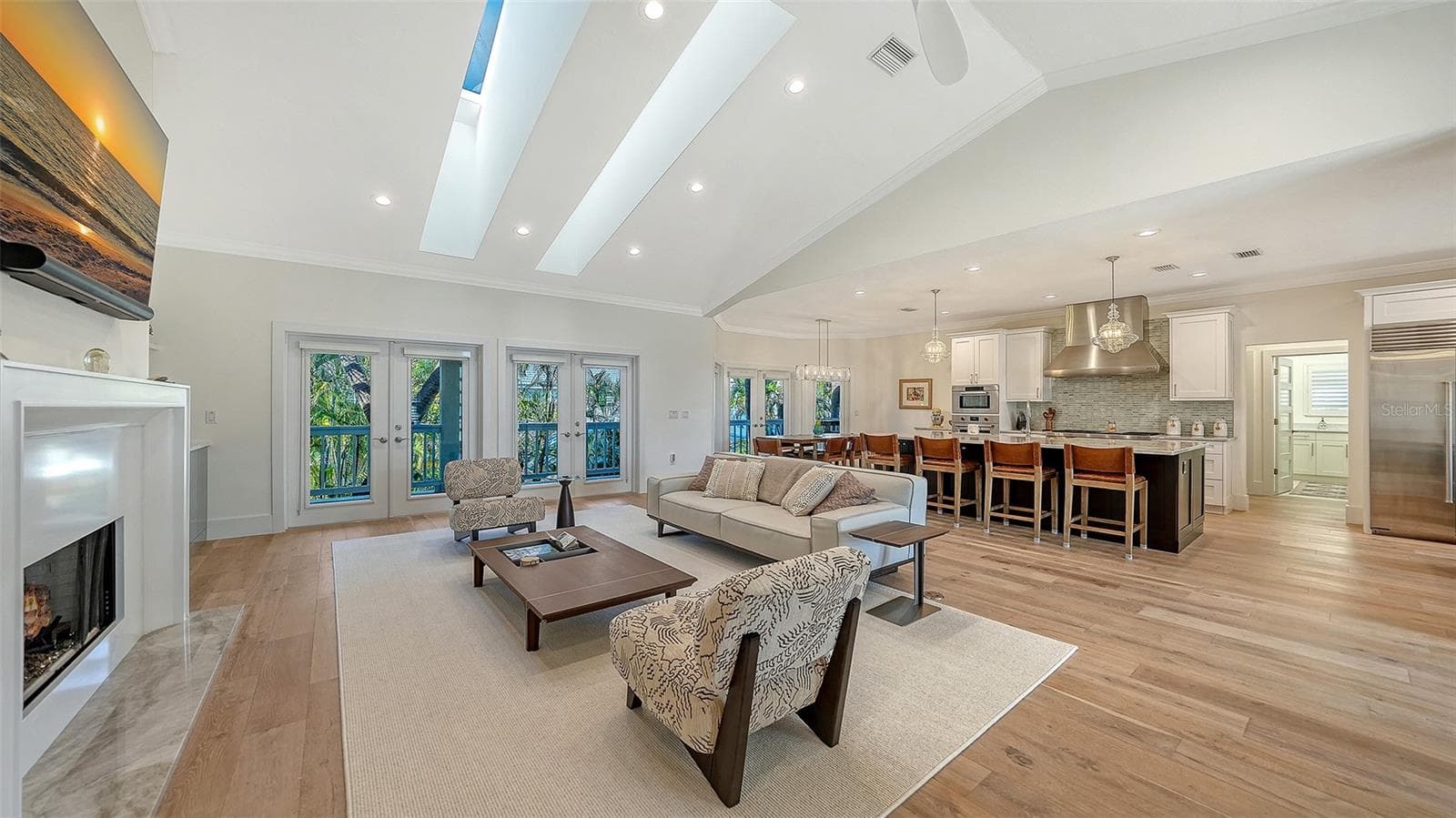 Single Family Residence at 345 MADISON DR, SARASOTA, photo 6 of 17
