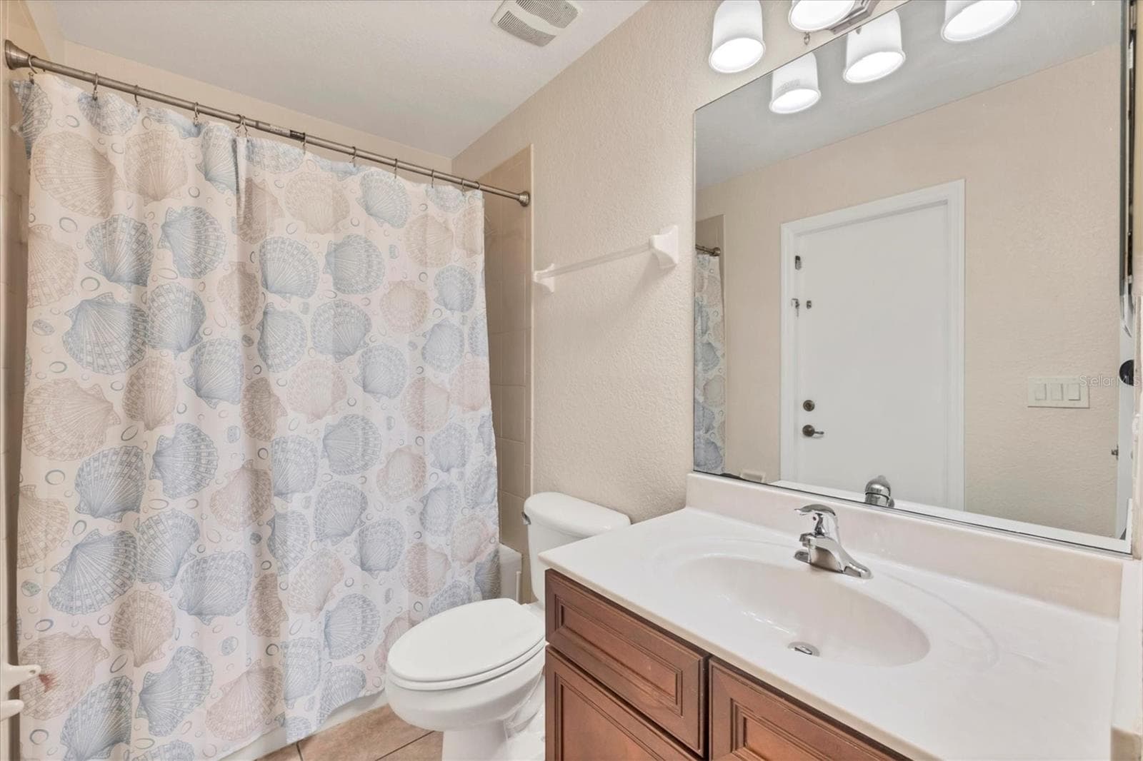 Single Family Residence at 15117 LYNEBURG AVE, PORT CHARLOTTE, photo 22 of 73