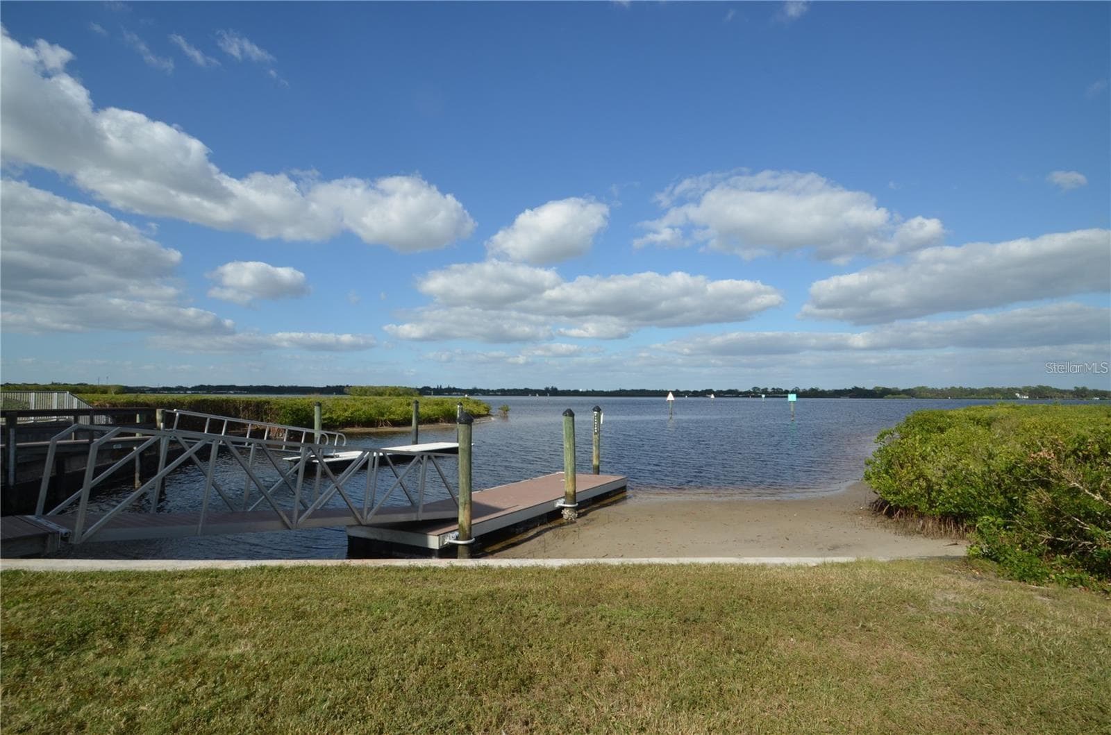 Condominium at 1030 TIDEWATER SHORES LOOP #401, BRADENTON, photo 50 of 77
