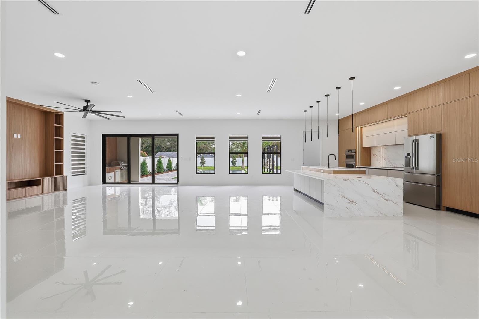 Single Family Residence at 6907 N BOULEVARD, TAMPA, photo 8 of 91