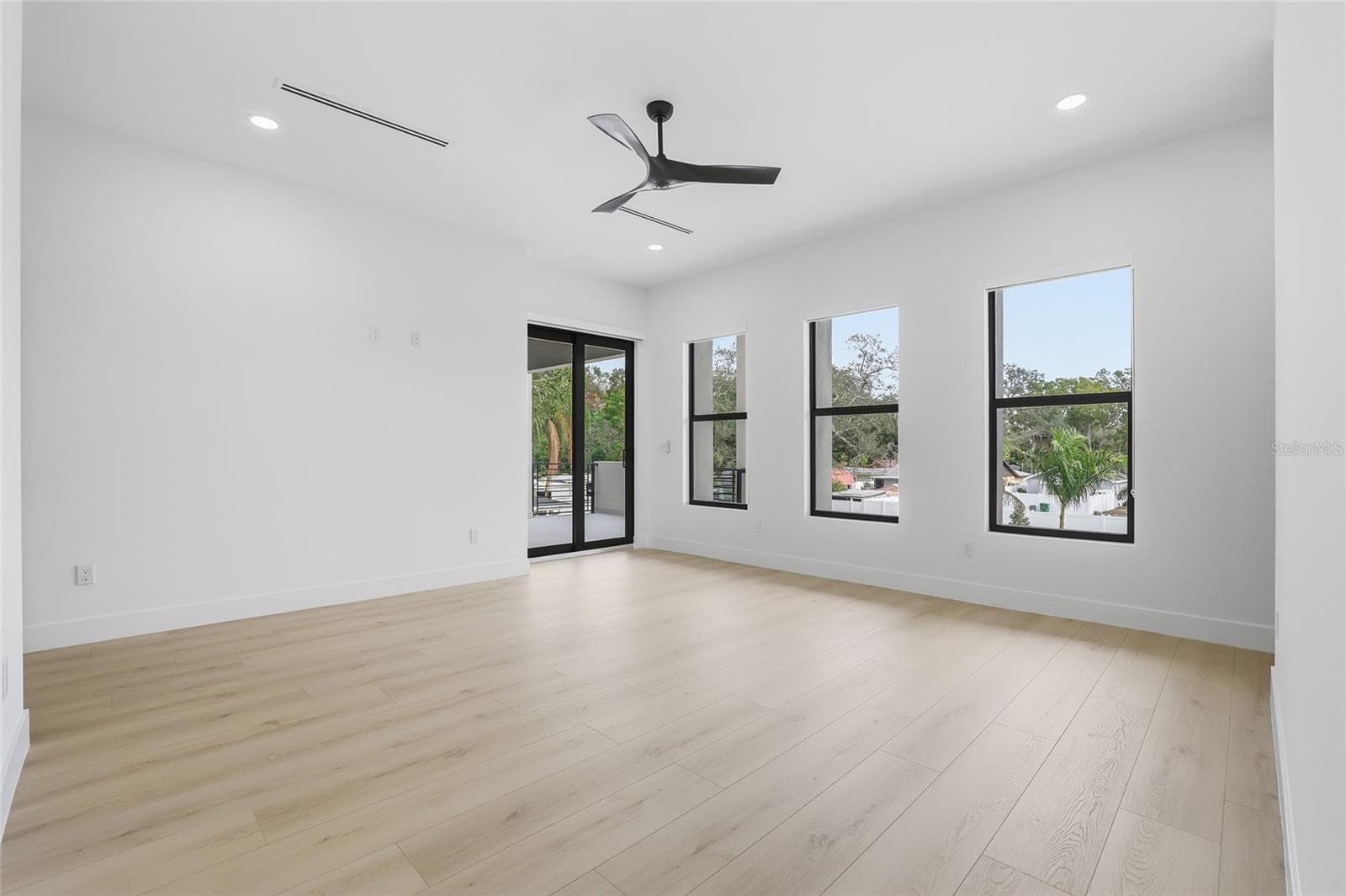 Single Family Residence at 6907 N BOULEVARD, TAMPA, photo 54 of 91